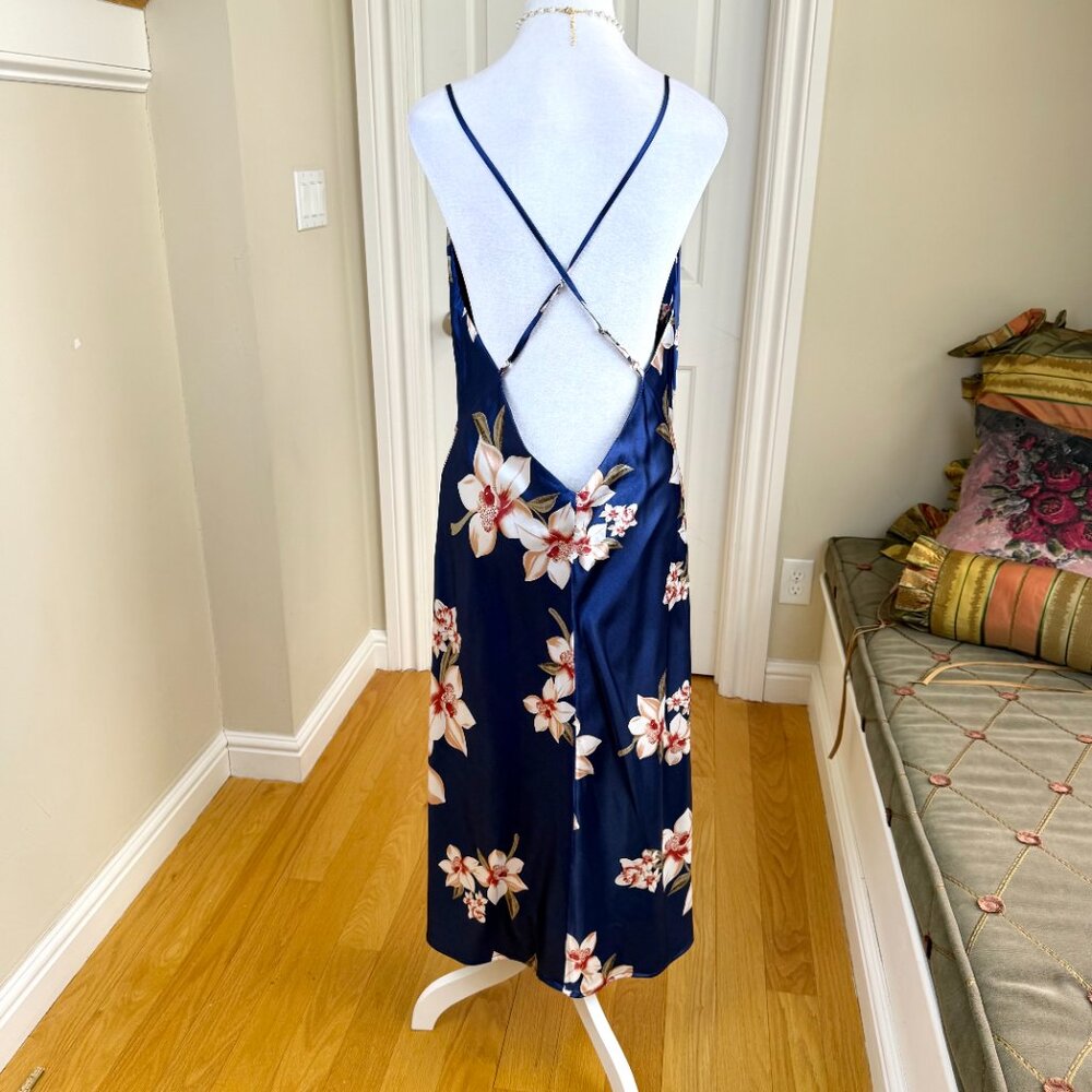 Baltic Born Satin Dress Katarina Slip Midi Blue Floral (M) NWT - Picture 4 of 9